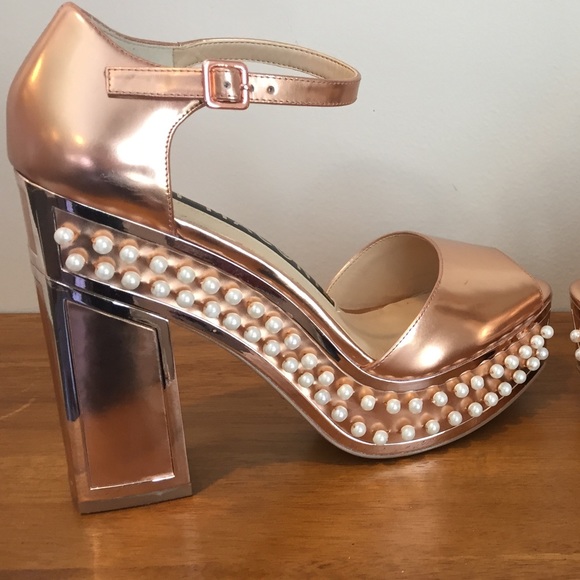 Nasty Gal x Kat Maconie Cherry - Picture 3 of 8