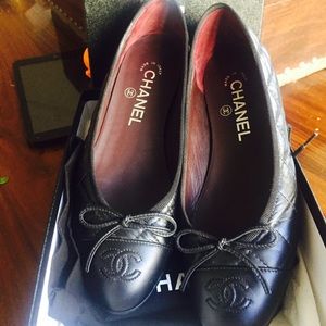 CHANEL FLATS LIKE NEW!!!!