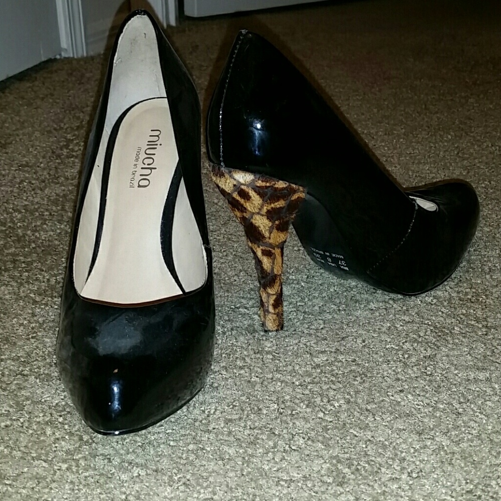 Black Pumps 8