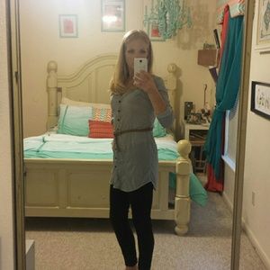 Passport black and white vertical striped tunic.