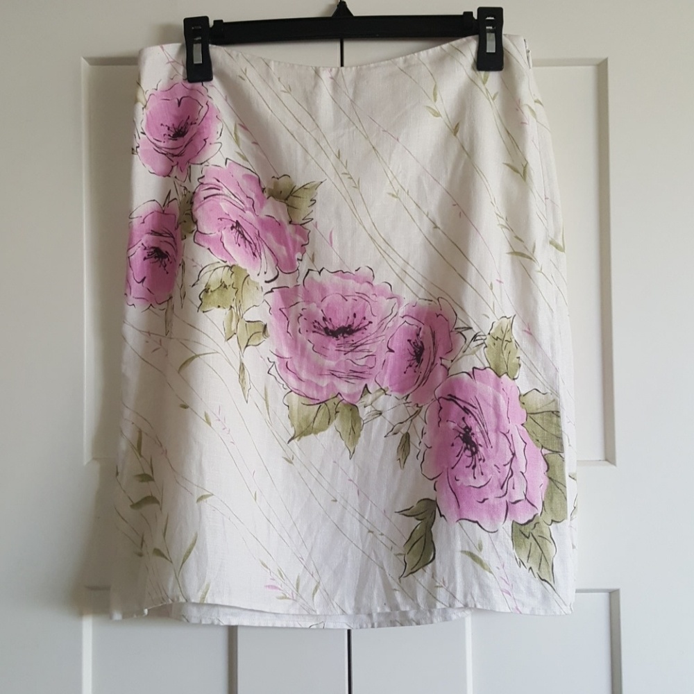 The "sketch me some flowers" Loft Skirt