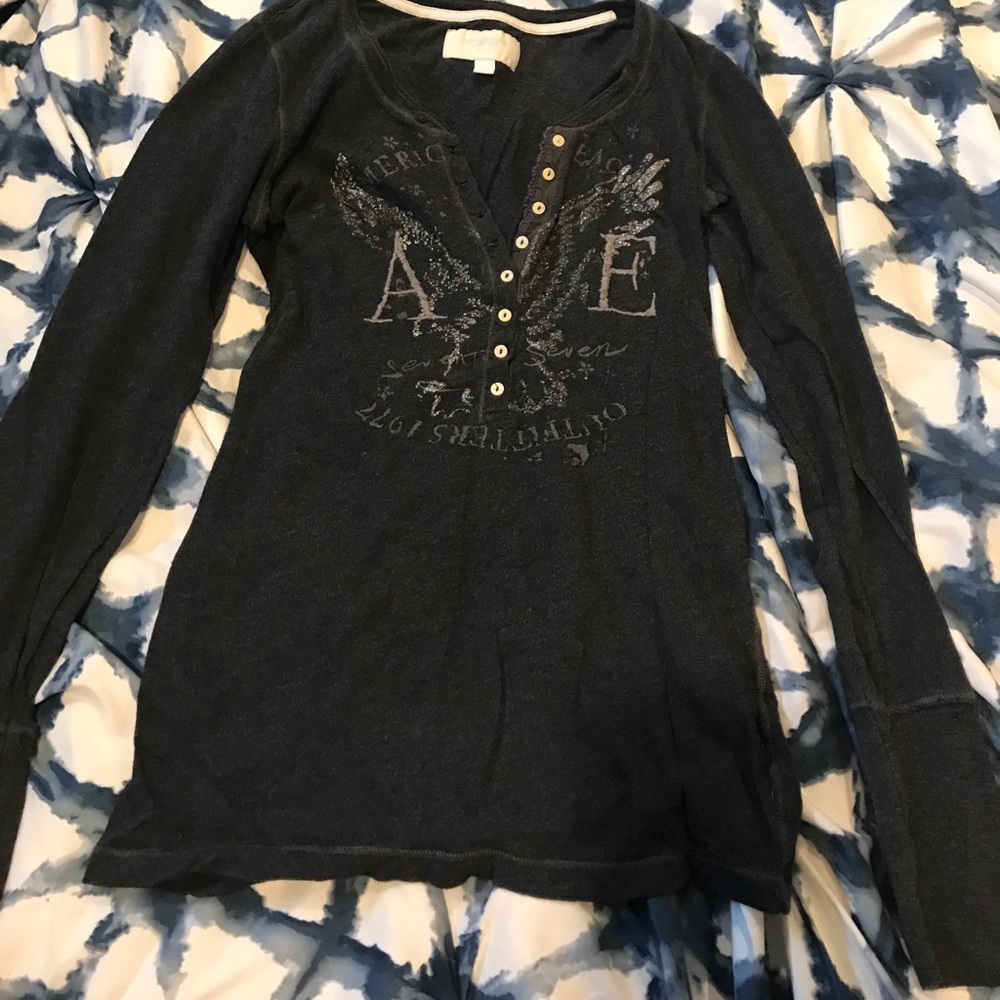 American Eagle long sleeve