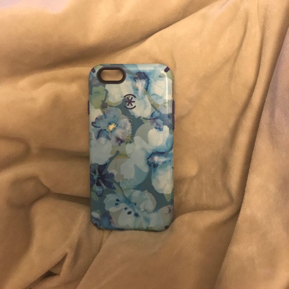 Speck I phone case. Great condition.
