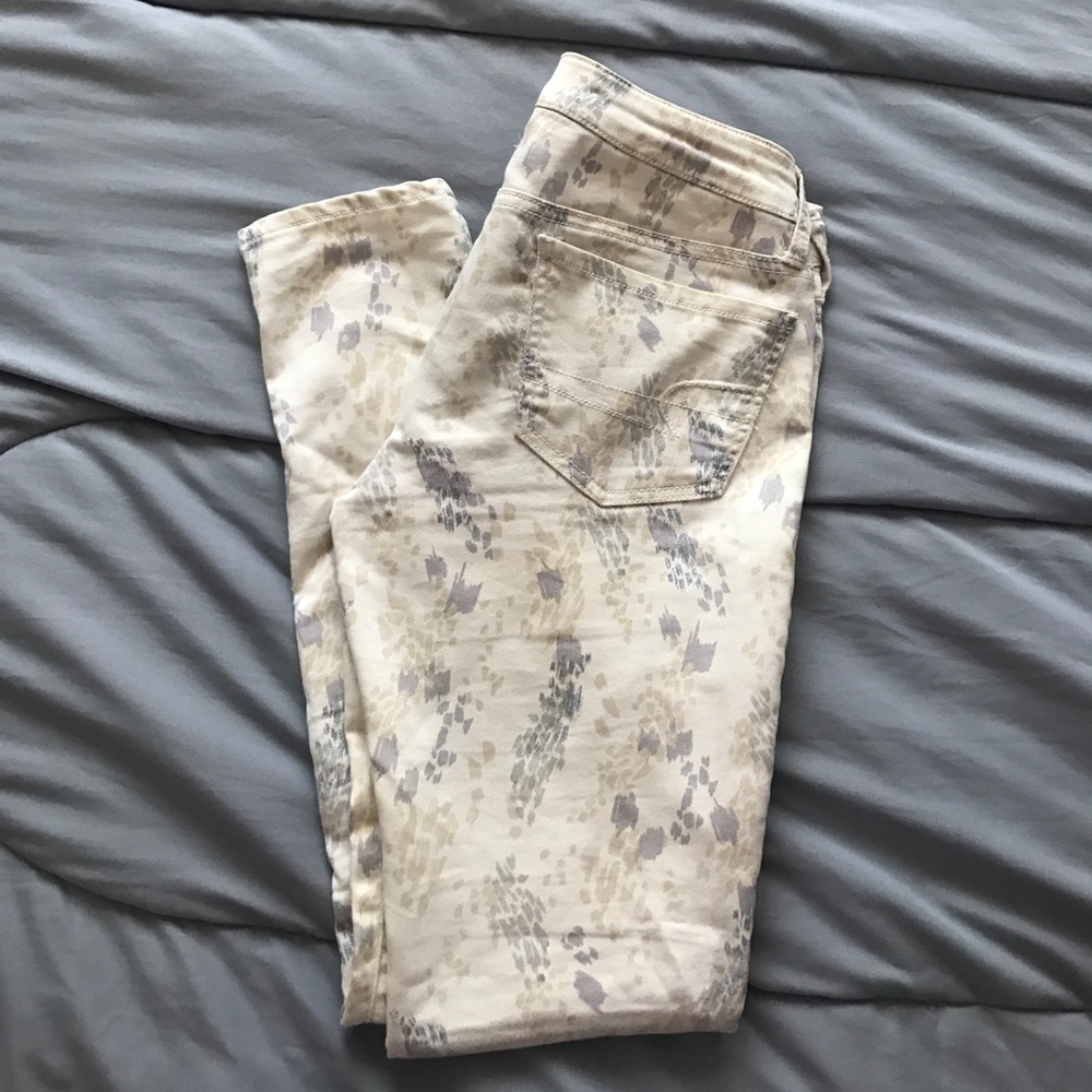 American Eagle Patterned Jeggings