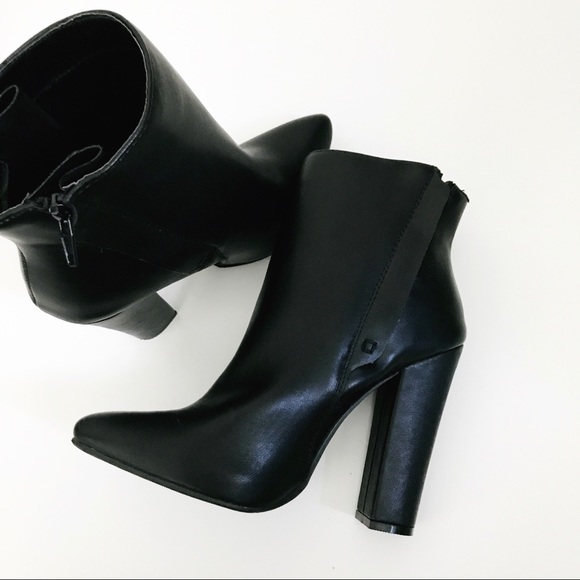 NWOB JustFab Pointy Toe Booties - Picture 3 of 6