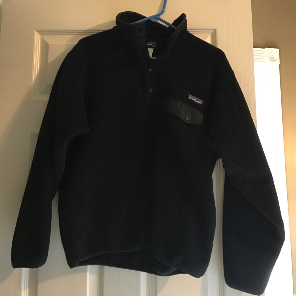 Black Men's Patagonia Pullover