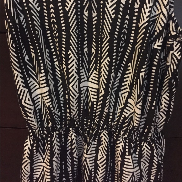 Romper with pockets - Picture 2 of 4