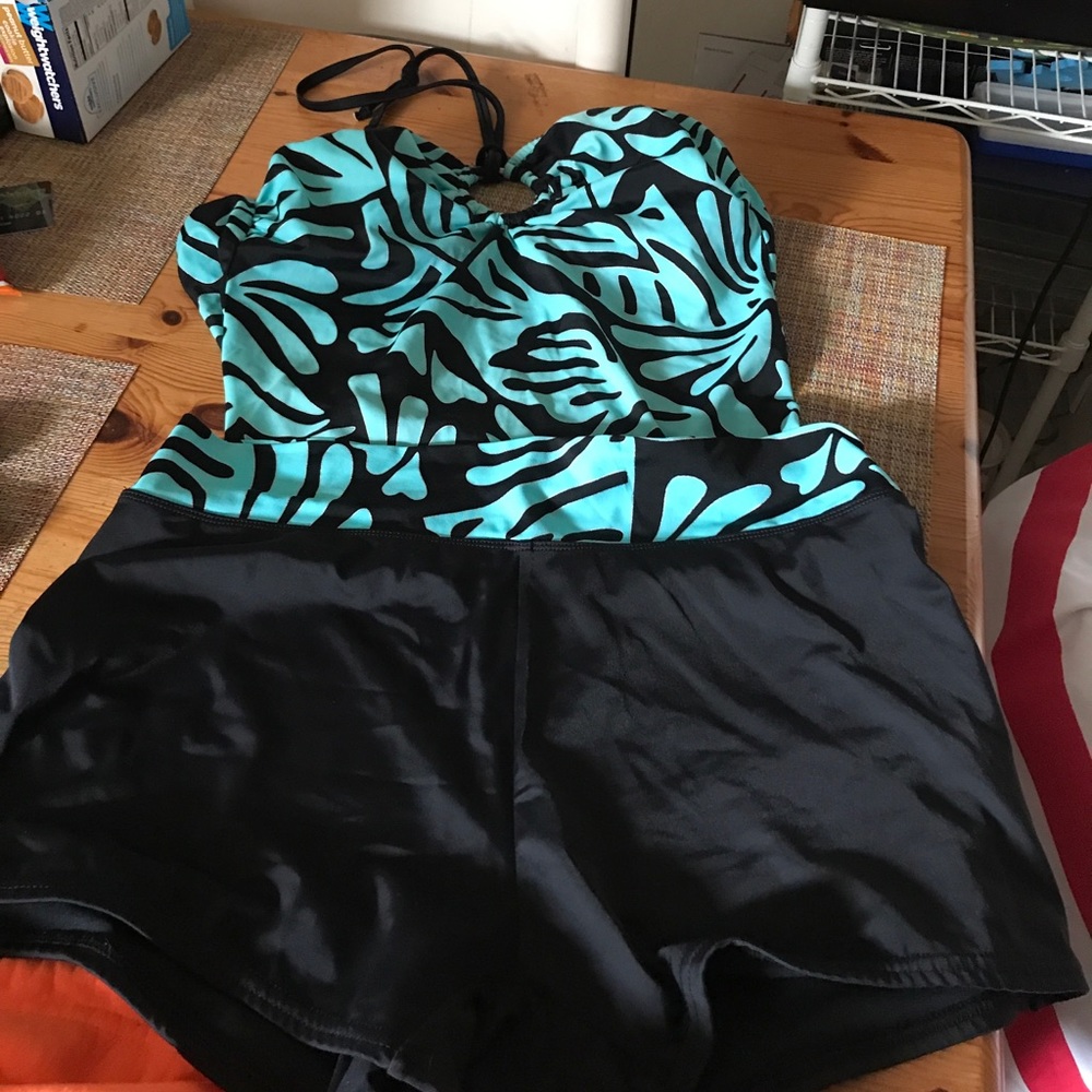 Swim suit 3 pcs  top and 2 bottom