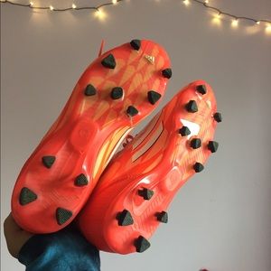 BRAND NEW NEVER WORN ADIDAS CLEATS