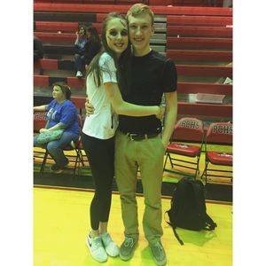 Meet your Posher, Buddy