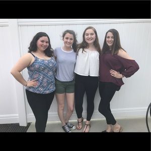 Meet your Posher, Emily