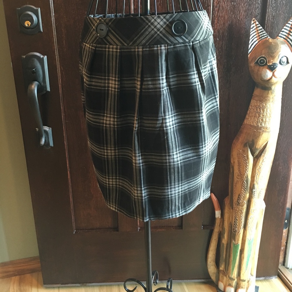iz Byer California skirt