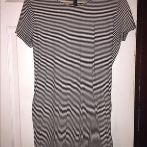 Semi long striped tight dress