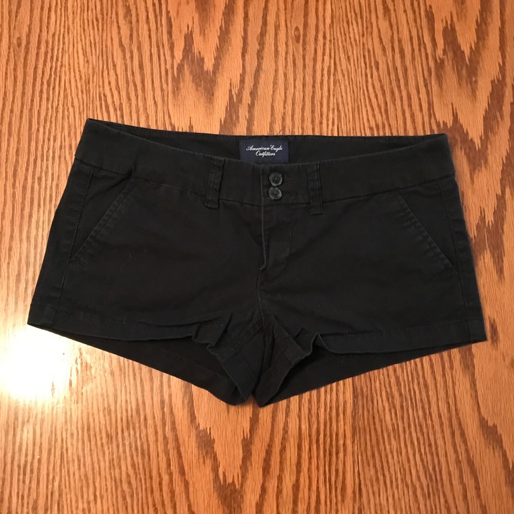 AMERICAN EAGLE SHORTS!!