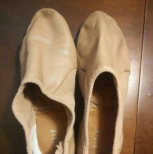 Tan Bloch jazz shoes girls size 6.5