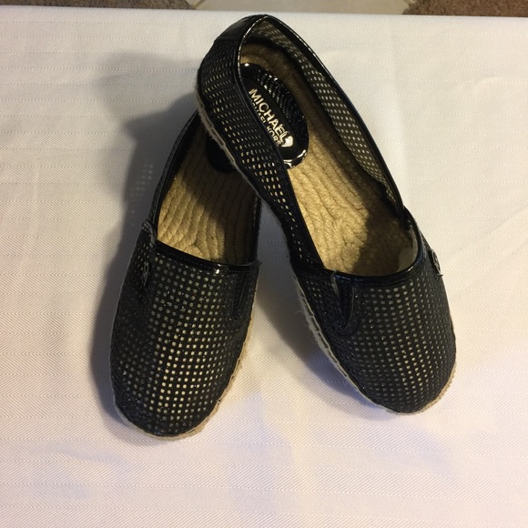 Michael Kors Flats - Picture 1 of 6