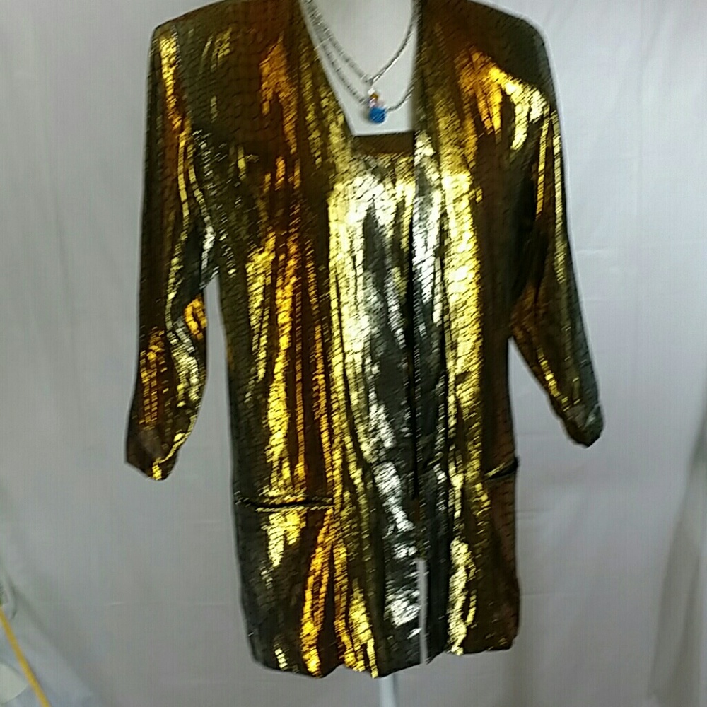 LIOYD WILLIAMS GOLD LAMÉ CLOTHES