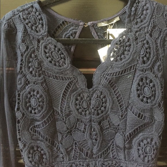 LACE BODYCON DRESS - Picture 3 of 8