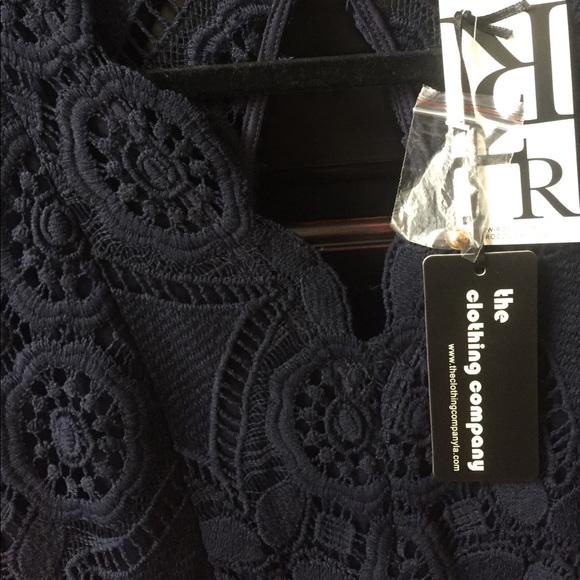 LACE BODYCON DRESS - Picture 6 of 8