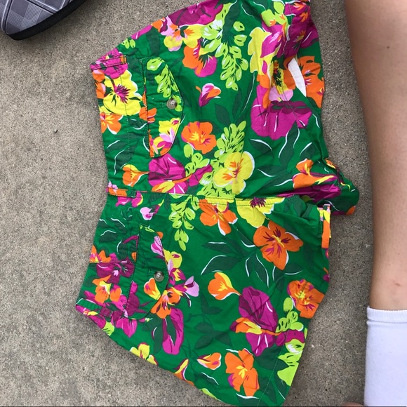 polo size two shorts - Picture 2 of 3