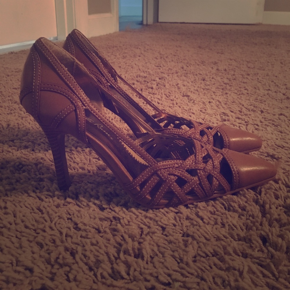 Charlotte Russe heels! Perfect brown! Size 7