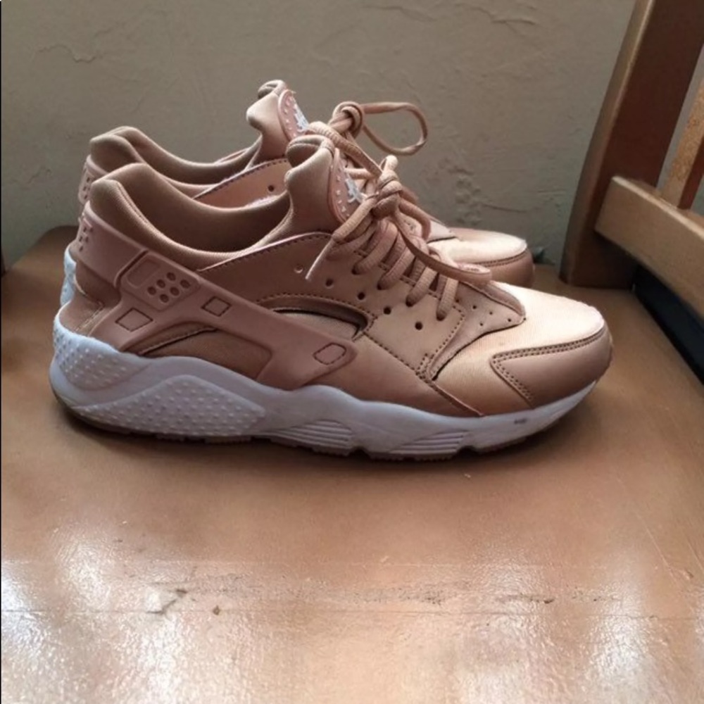 Rose gold huaraches