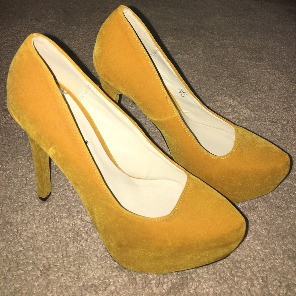 Women's Pumps