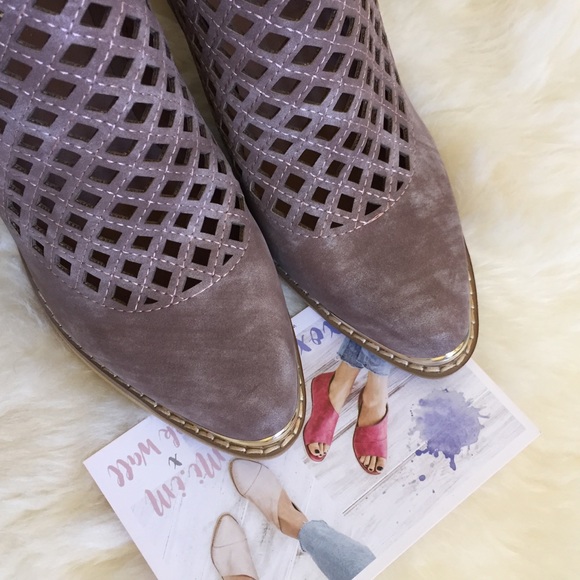 Mi.iM Lavender Ankle Booties - Picture 4 of 8