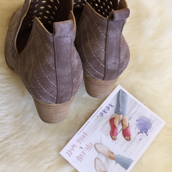 Mi.iM Lavender Ankle Booties - Picture 5 of 8