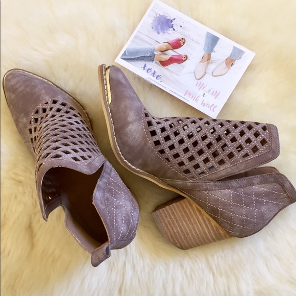 Mi.iM Lavender Ankle Booties - Picture 2 of 8