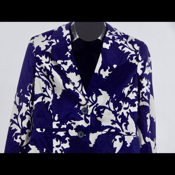 OLD NAVY Cropped Two Button Jacket  M - Picture 3 of 7