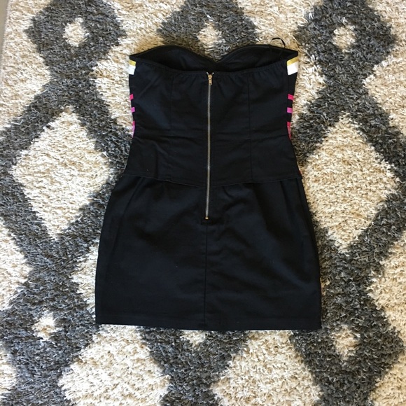 Little Black Dress colorful detail on the front - Picture 2 of 4