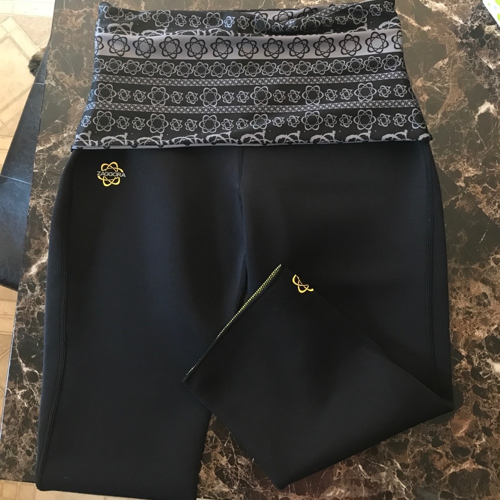 Zaggora xxl work out hot pants.