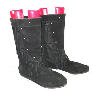 Fringe studded Moccasin boots