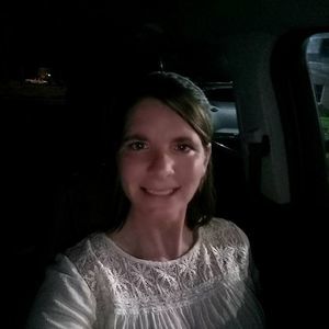 Meet your Posher, Lorri