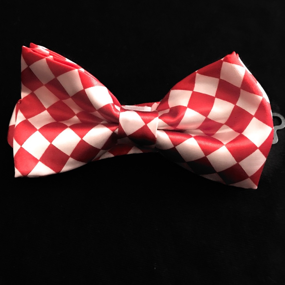 Checkered Red/White Bow Ties