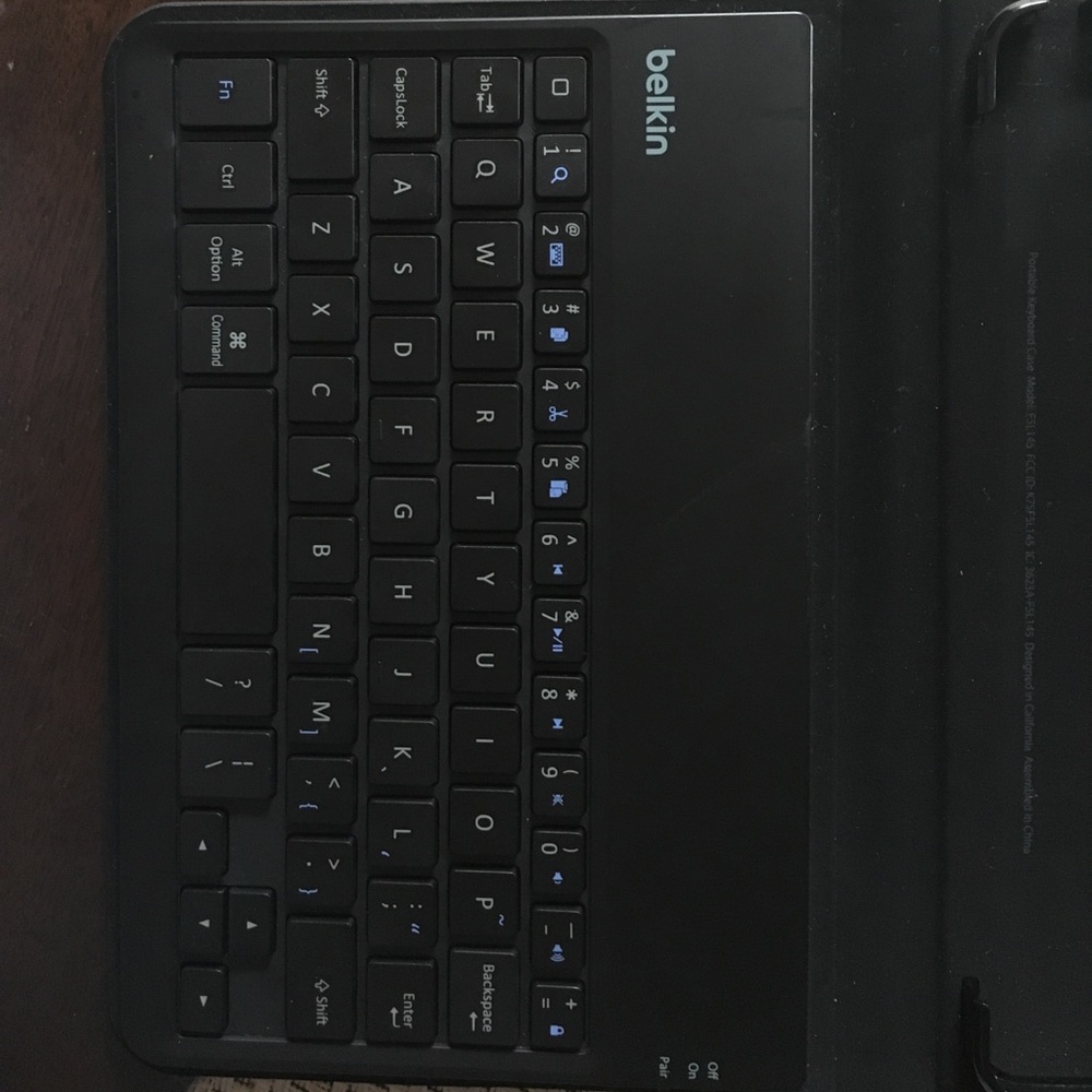 Belkin Bluetooth keyboard for  iPad mini
