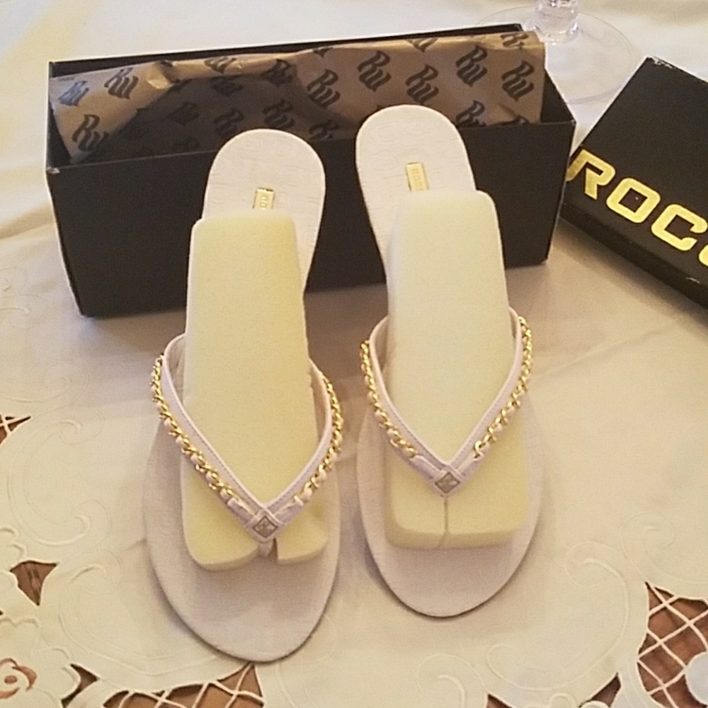 Rocawear Smoothe White Sandals