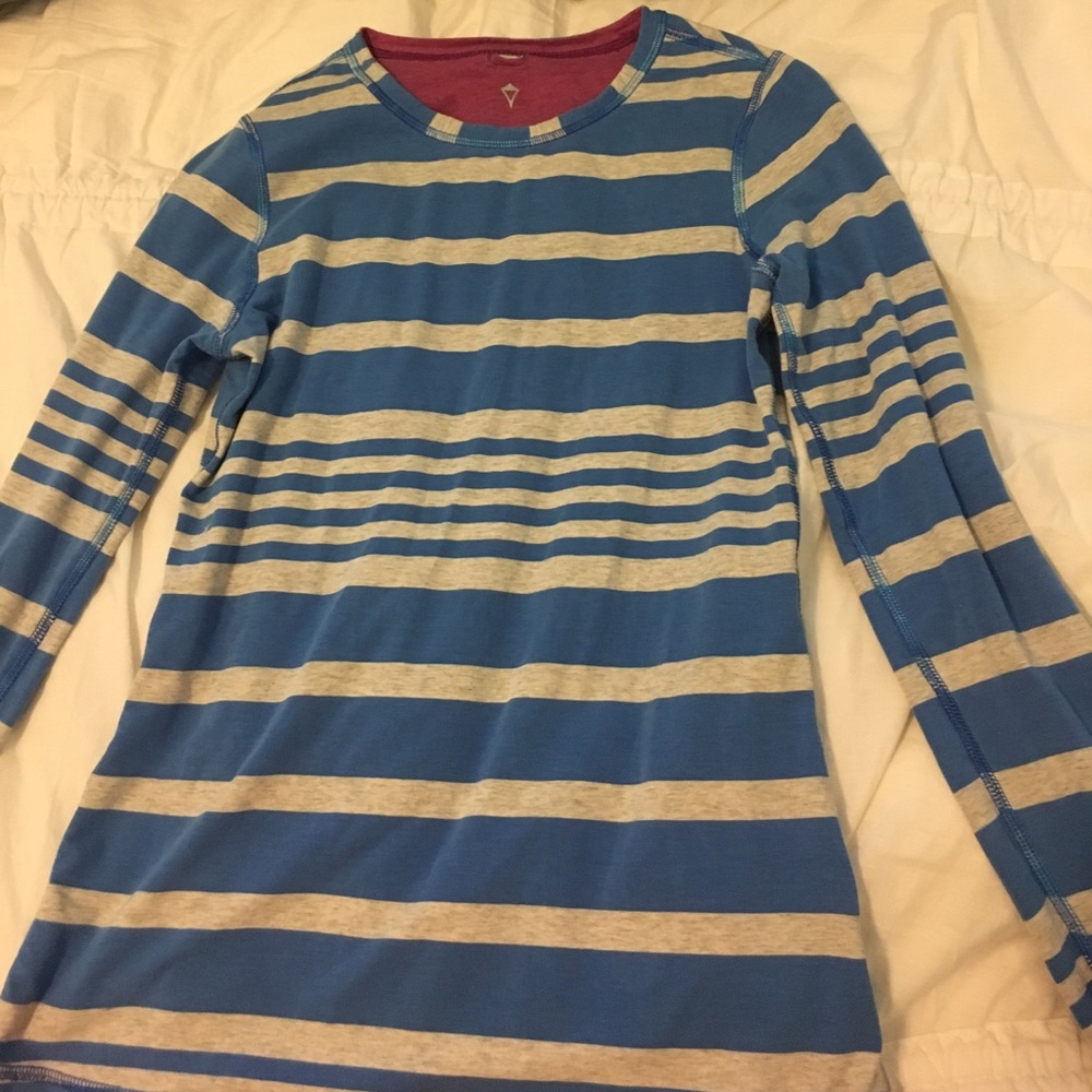 Ivivva Reversable Pullover