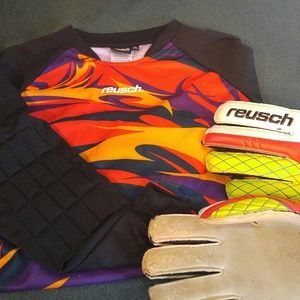 Goalie shirt and gloves