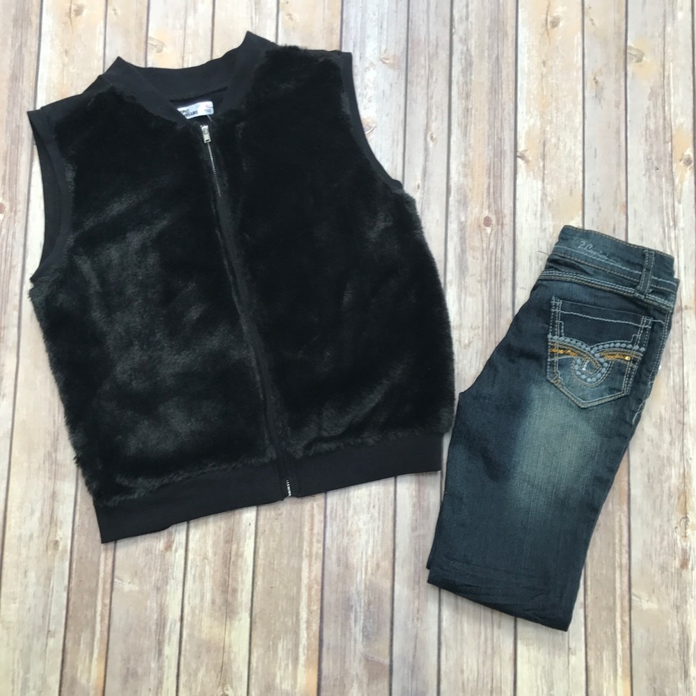 ♥️⭐️Adorable Soft Winter Vest!⭐️♥️
