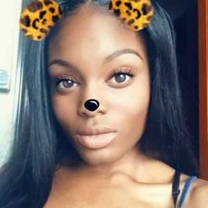 Meet your Posher, Malinia