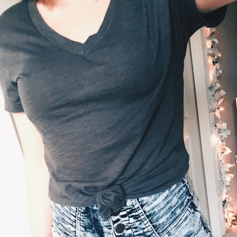 Simple V neck t-shirt