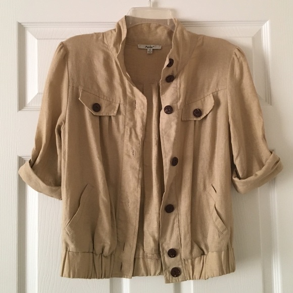 Stylish Tan Jacket - Picture 3 of 4