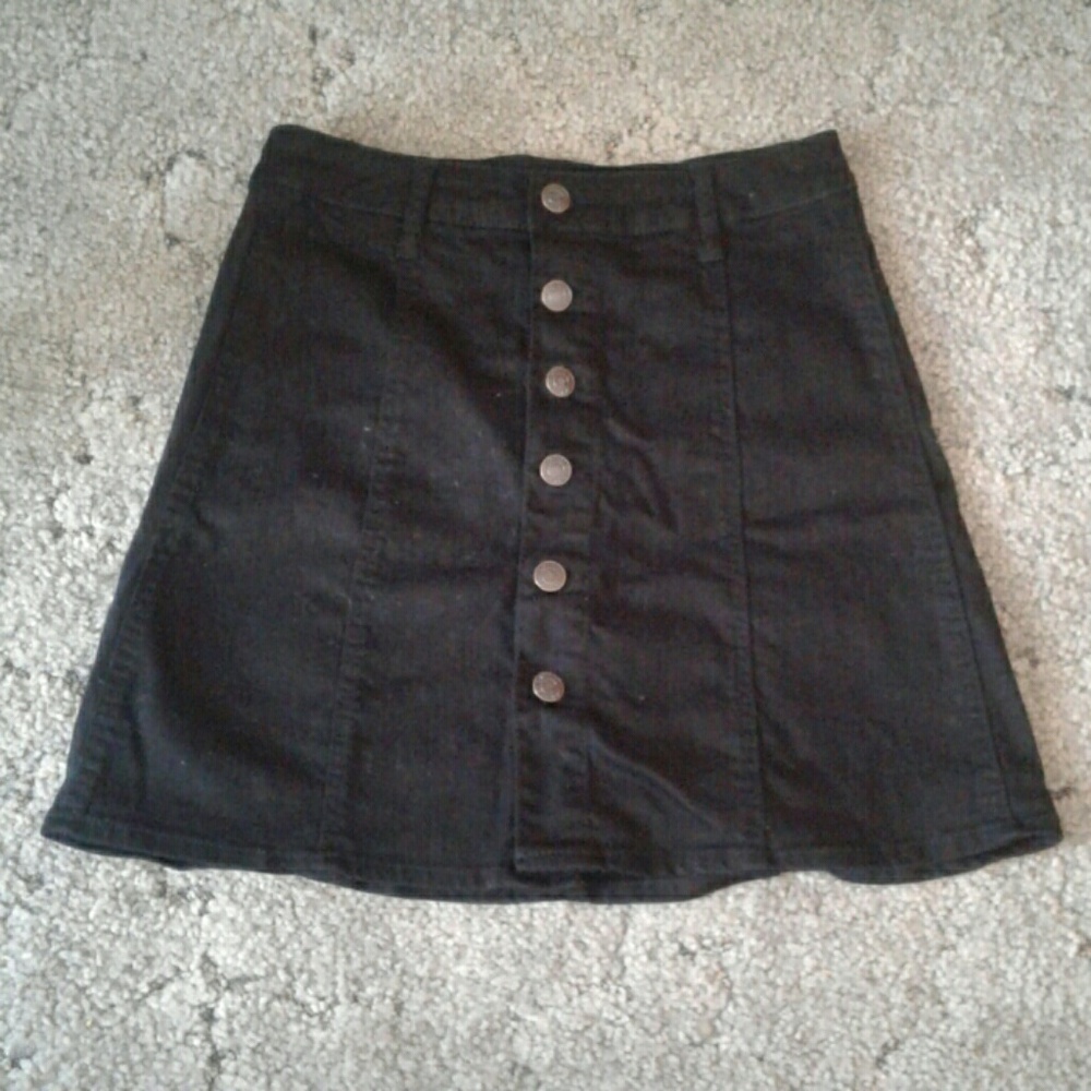 Black denim skirt