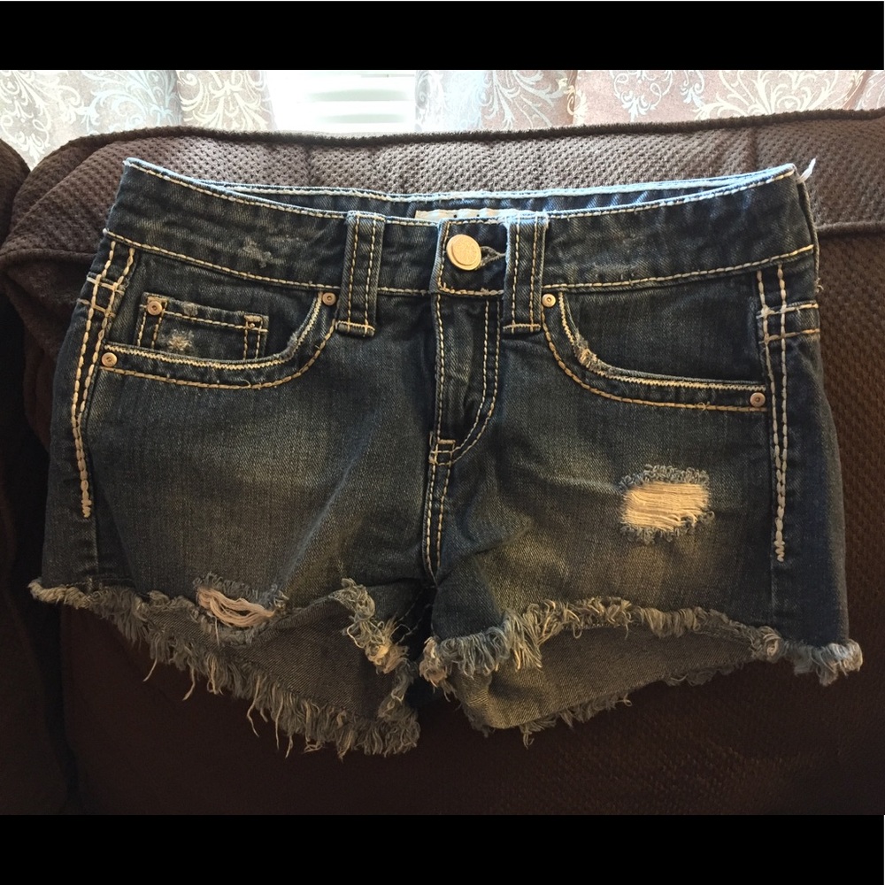 Daytrip Capricorn shorts