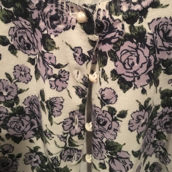 Floral cotton sweater from Wet Seal, size S - Picture 2 of 3