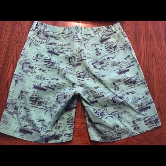 Vineyard vines mens shorts - Picture 3 of 3