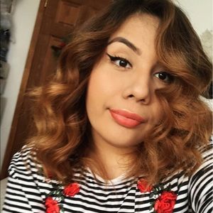 Meet your Posher, Corina