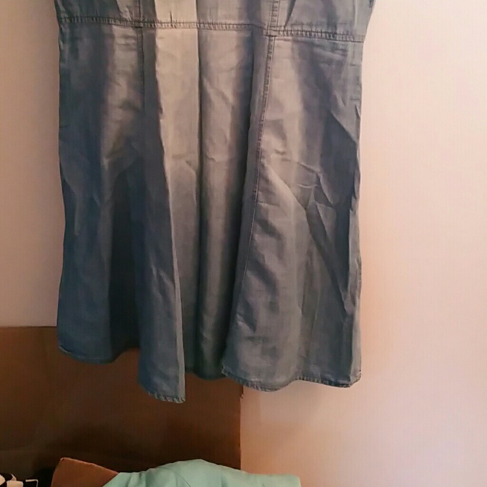 Chambray Dress - Picture 3 of 4